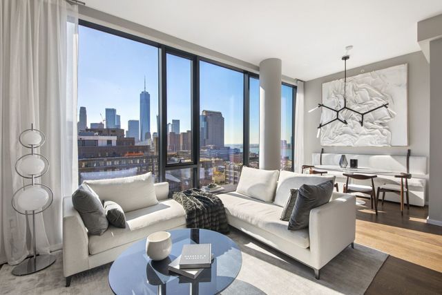 $2,700,000 | 570 Broome Street, Unit 17B | Hudson Square