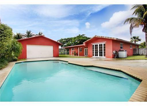 13301 Southwest 99th Court Miami, FL 33176 - Photo 23 of 25
