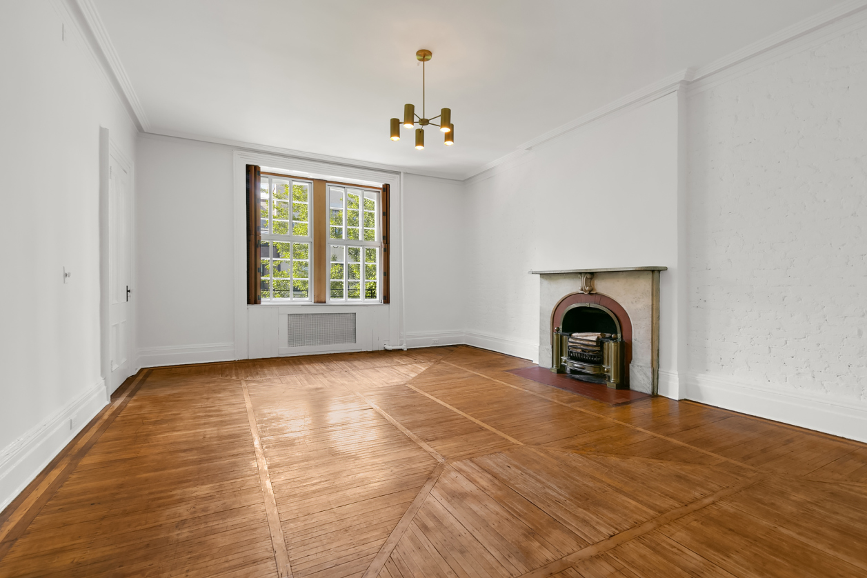 17 West 9th Street, Unit 3F Manhattan, NY 10011 - Photo 2 of 6