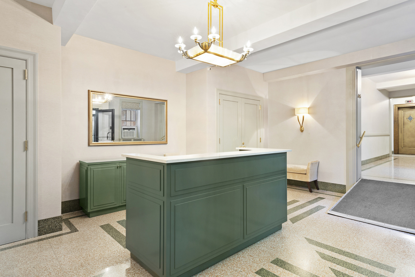 Abingdon Court 75 Bank St, Manhattan, NY 10014 - Photo 3 of 5