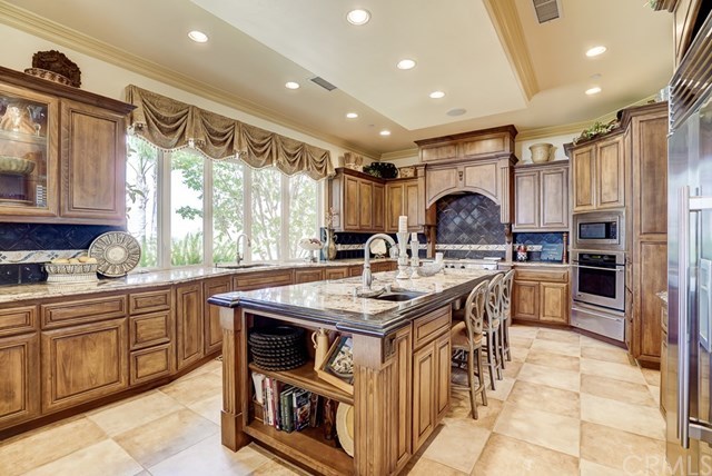 5902 Claridge Drive Riverside, CA 92506 - Photo 13 of 65