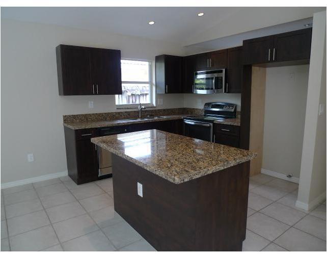 14874 Southwest 176th Terrace Miami, FL 33187 - Photo 4 of 9