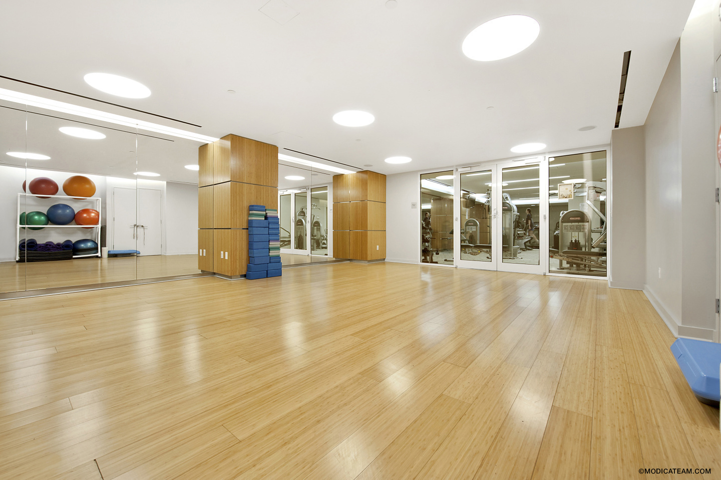 1 Northside Piers, Unit 25D Brooklyn, NY 11249 - Photo 18 of 19