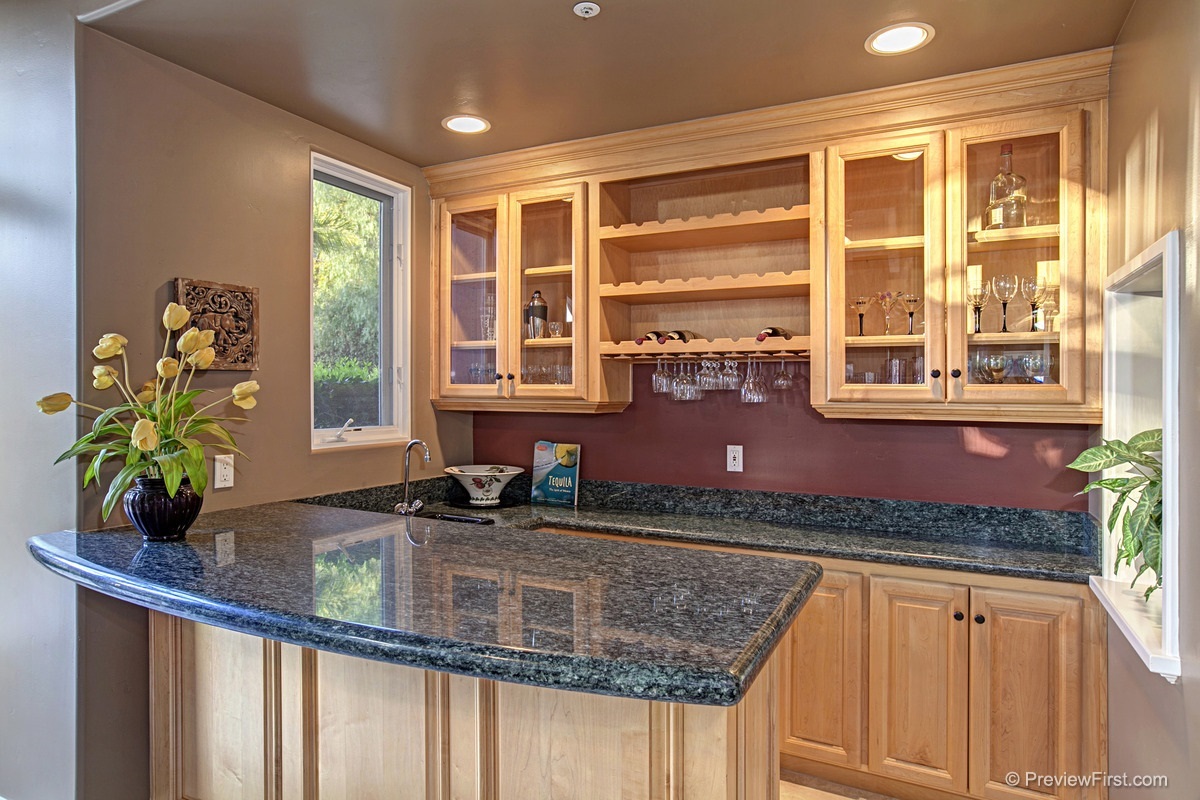 18050 Rancho La Cima Drive Rancho Santa Fe, CA 92067 - Photo 8 of 19