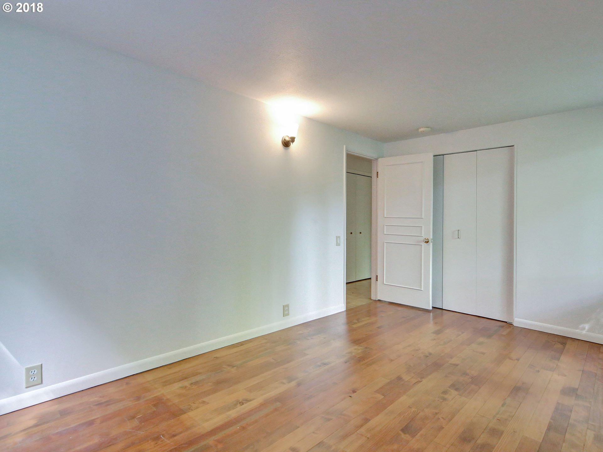 550 Southwest Glen Road Portland, OR 97219 - Photo 20 of 29 Gallery Image 20