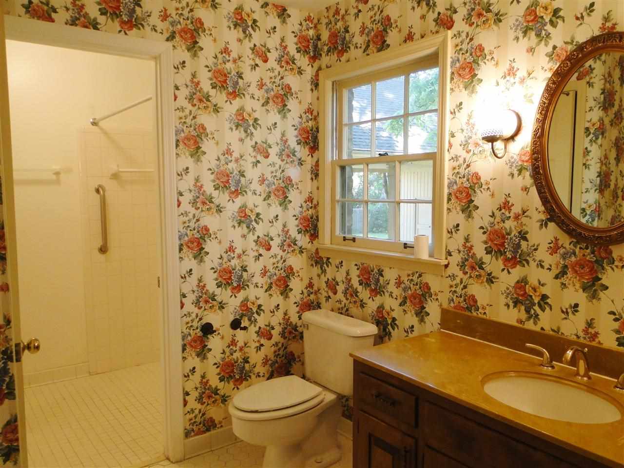 1288 Brookfield Road Memphis, TN 38119 - Photo 11 of 18 Gallery Image 11