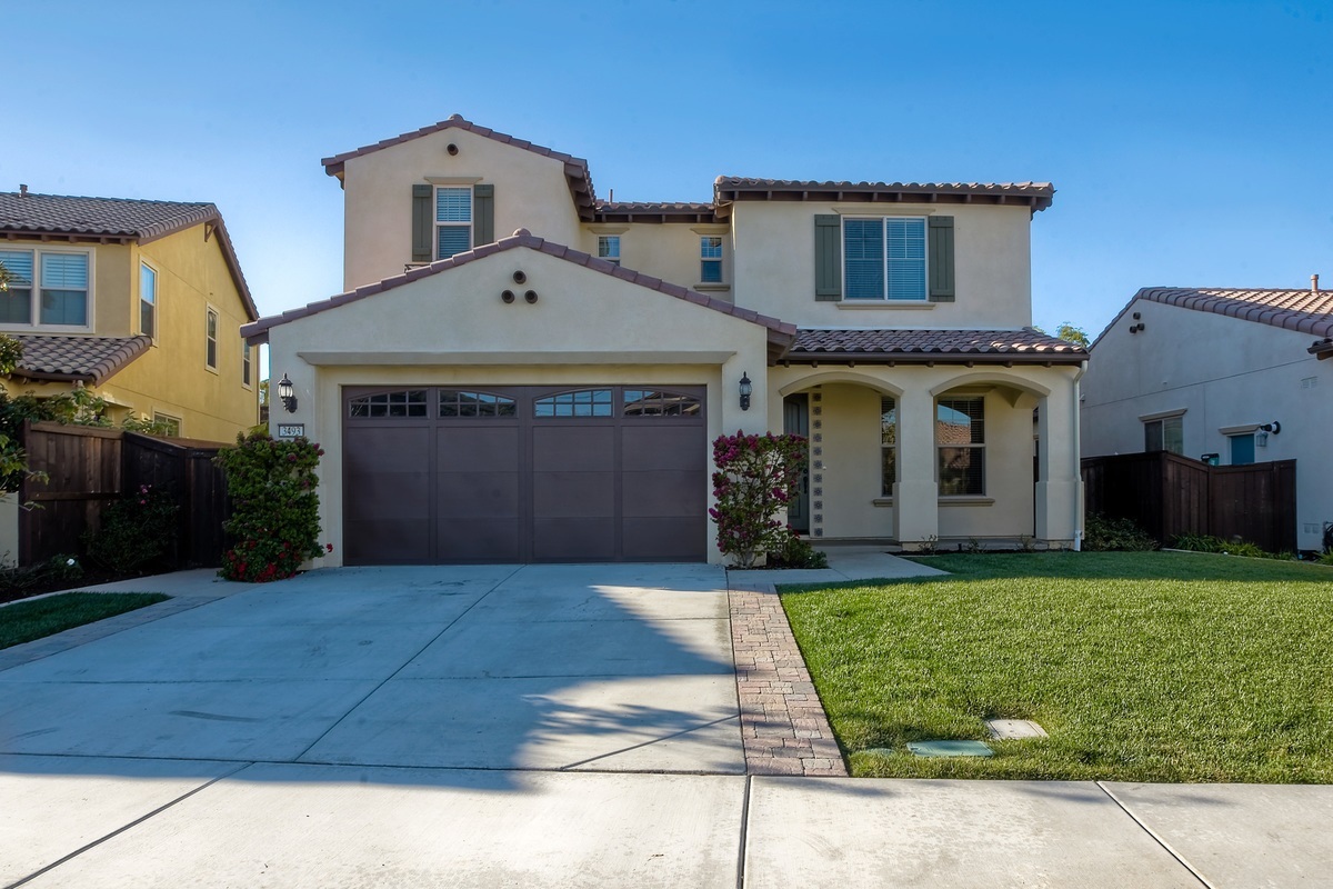 3493 Corte Fortuna Carlsbad, CA 92009 - Photo 1 of 21