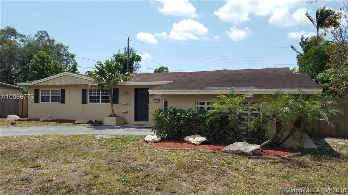 10000 Southwest 82nd Terrace Miami, FL 33173 - Photo 2 of 12