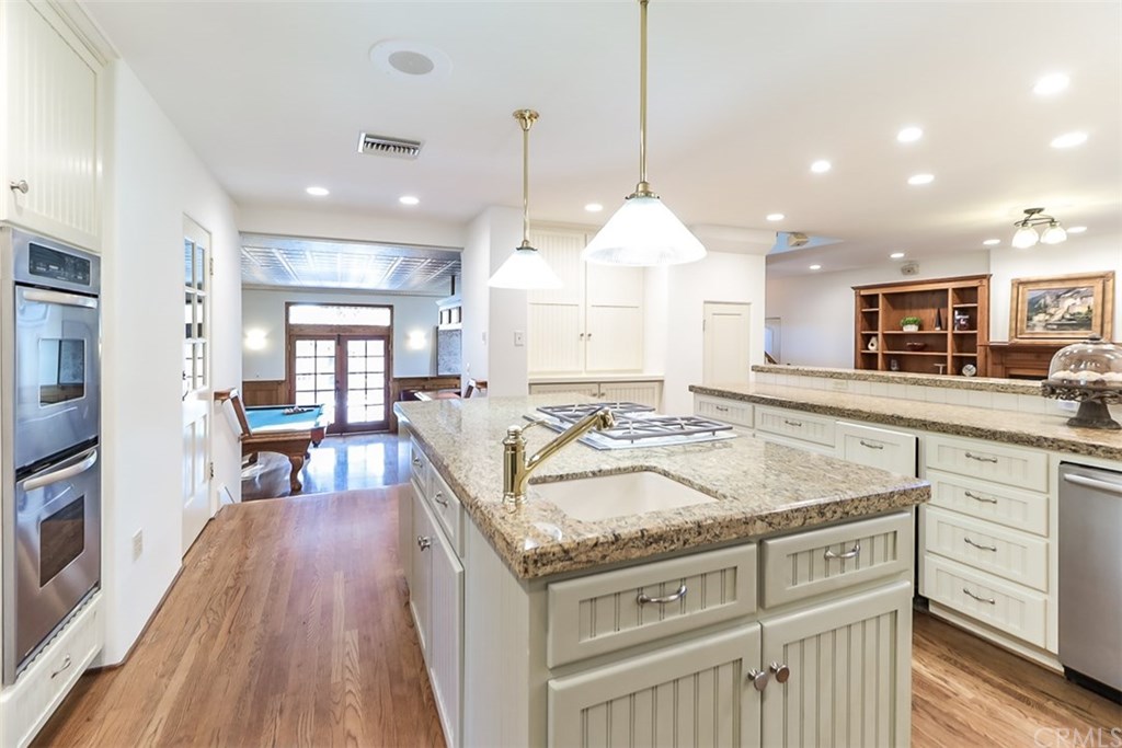 975 Hillcrest Drive Upland, CA 91784 - Photo 14 of 65