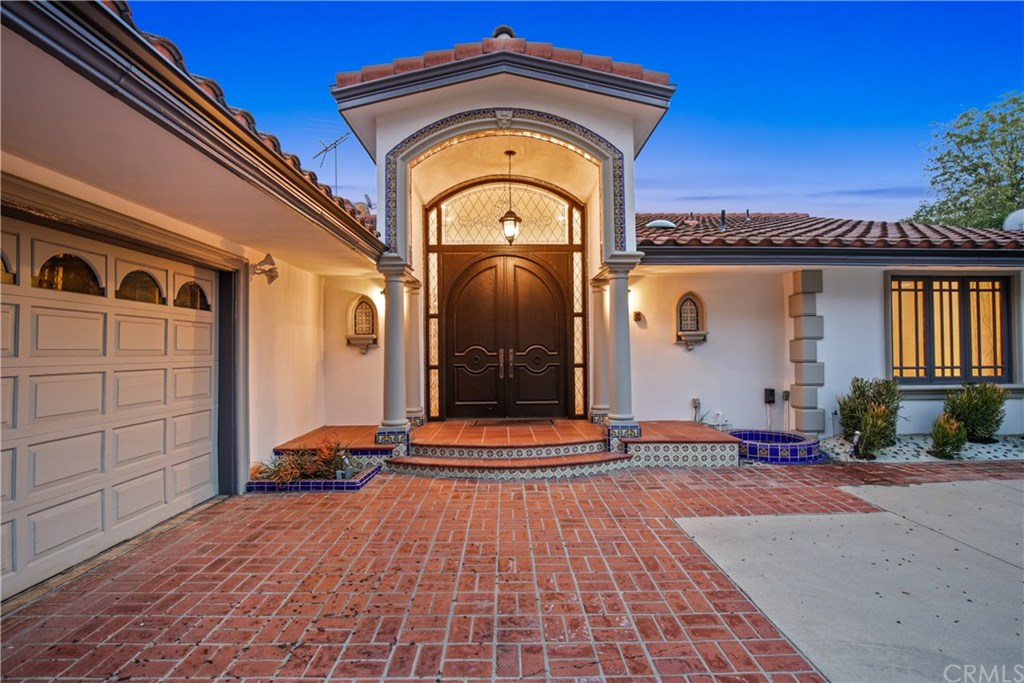 2380 Roscomare Road Los Angeles, CA 90077 - Photo 7 of 51