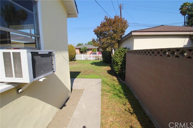 14101 1/2 Anderson Place Paramount, CA 90723 - Photo 31 of 33