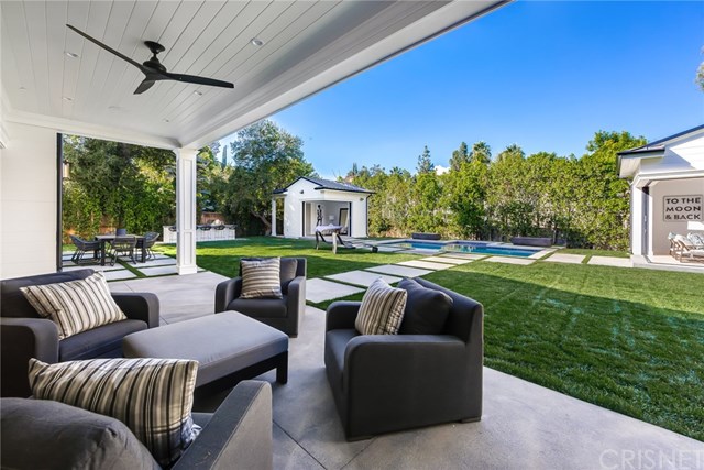 4525 Libbit Avenue Encino, CA 91436 - Photo 15 of 65