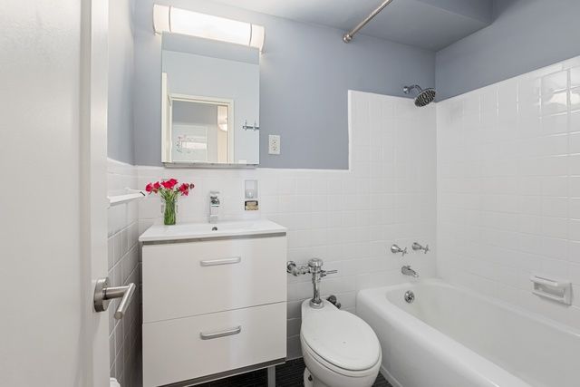 $630,000 | 122 Ashland Place, Unit 10J | Downtown Brooklyn