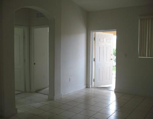 1663 Southeast 27th Drive, Unit 209 Homestead, FL 33035 - Photo 2 of 11