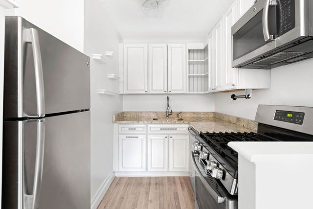 $2,850 | 300 West 110th Street, Unit 5F | Upper West Side