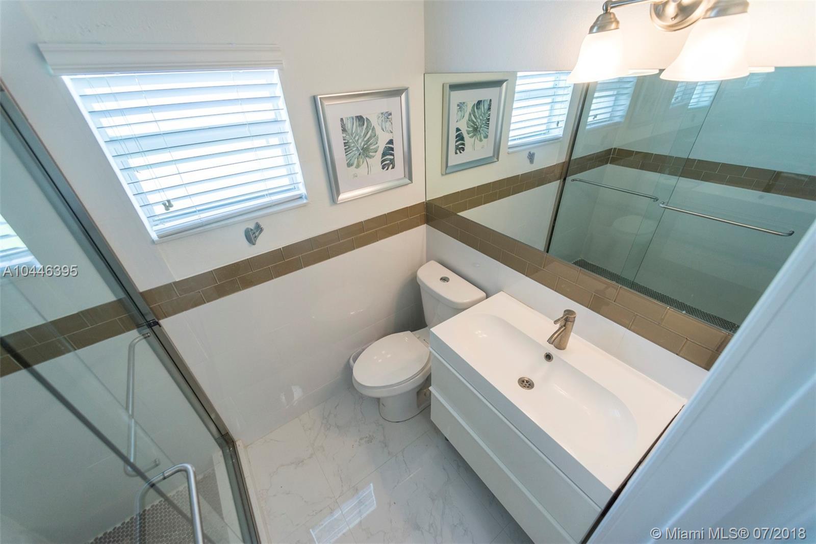 210 Southeast 4th Street Dania Beach, FL 33004 - Photo 33 of 41