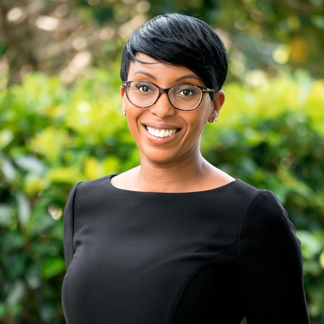 Headshot of Michelle Mackey