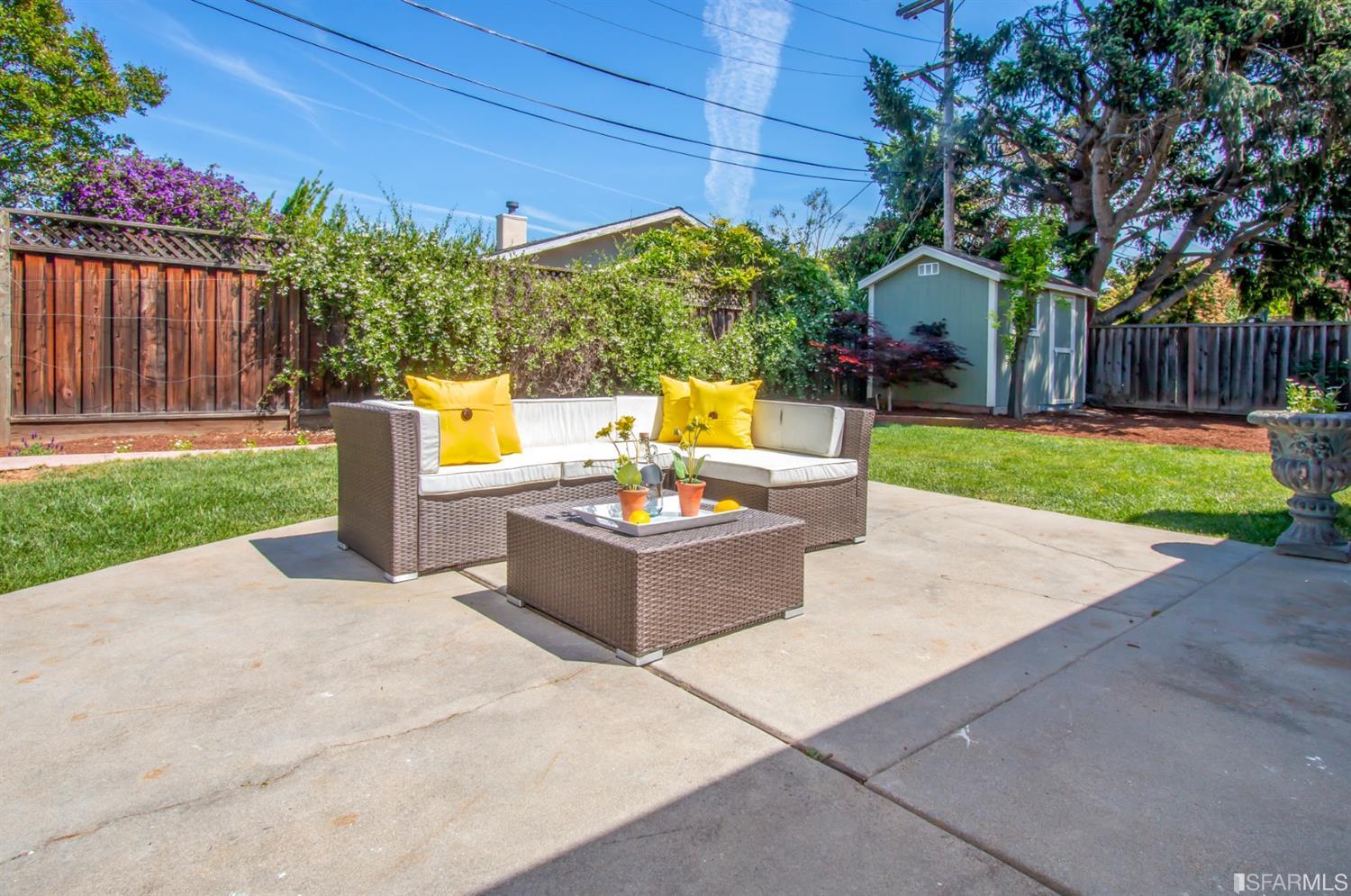 1719 Cherrytree Lane Mountain View, CA 94040 - Photo 4 of 31