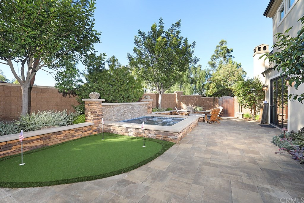 62 Valley Terrace Irvine, CA 92603 - Photo 4 of 29