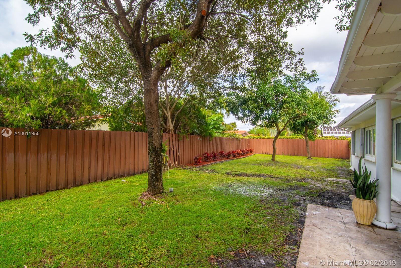 16412 Stonehaven Road Miami Lakes, FL 33014 - Photo 21 of 26 Gallery Image 21