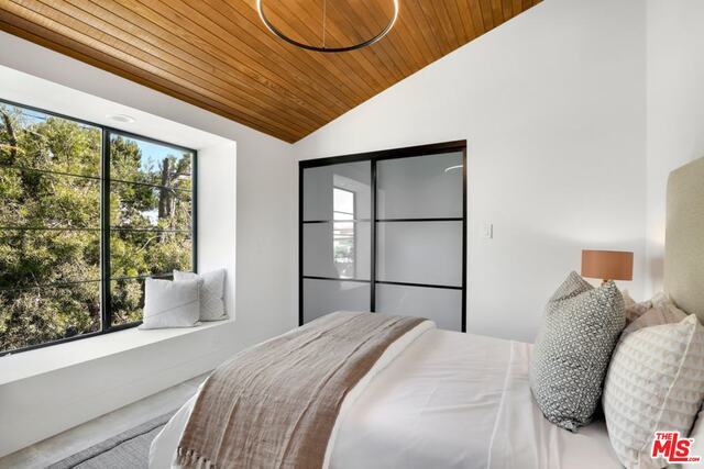 2501 Roscomare Road Los Angeles, CA 90077 - Photo 37 of 43