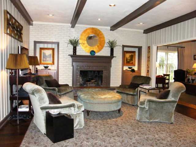 210 South Grove Park Road Memphis, TN 38117 - Photo 5 of 10 Gorgeous family room or hearth room with a handsome fireplace. Cozy for quiet evenings at home or great for entertaining a mob!