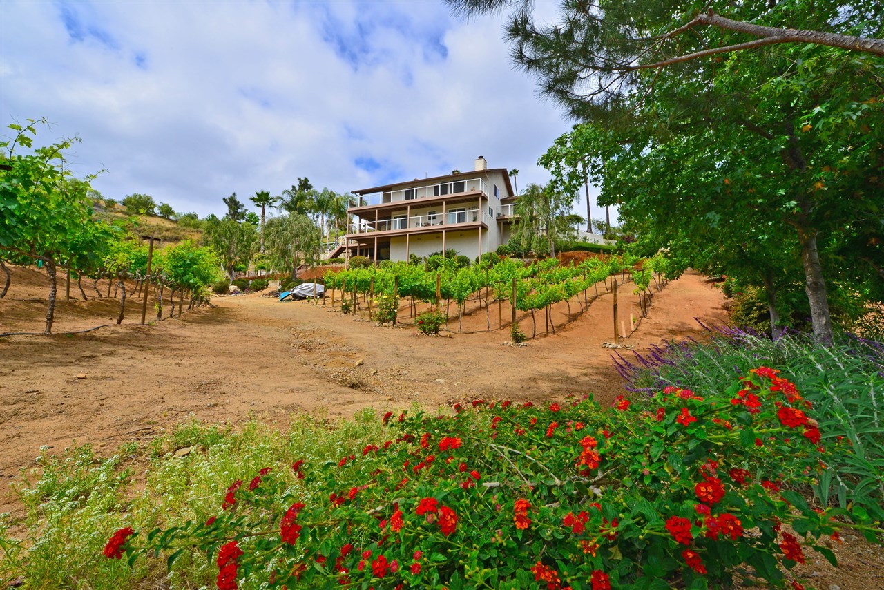 17531 Boca Raton Lane Poway, CA 92064 - Photo 1 of 25 Gallery Image 1