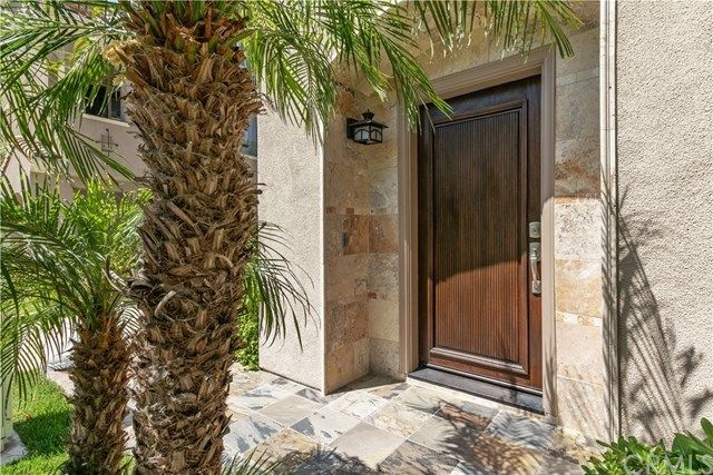 $1,050,000 | 2458 Monaco Terrace, Costa Mesa, CA 92627