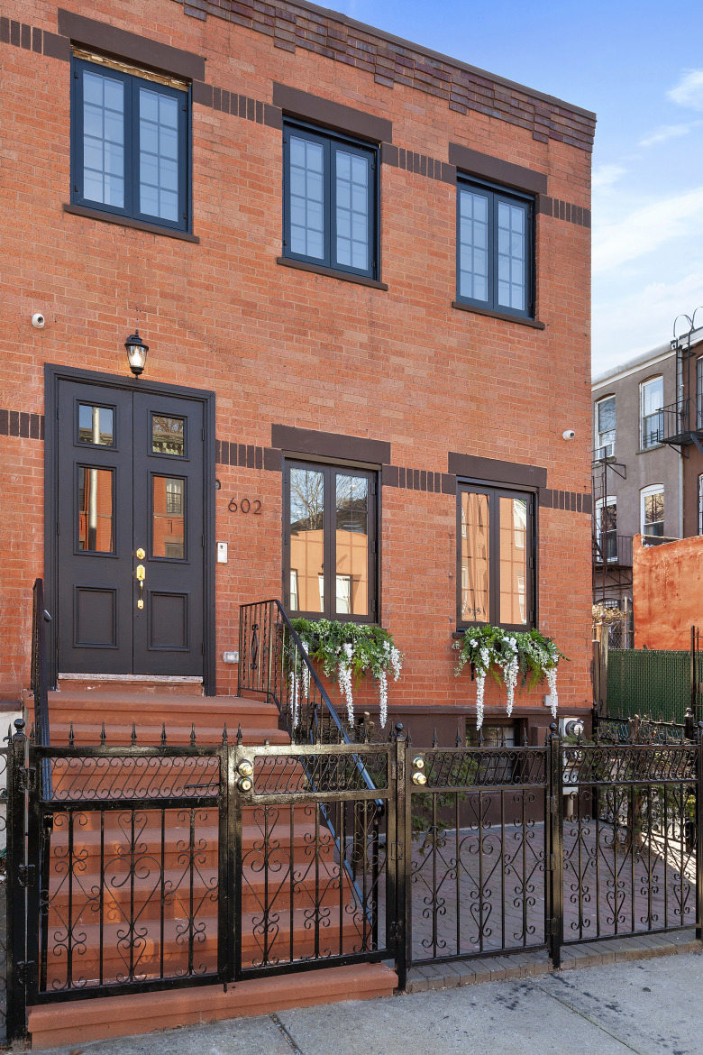 602 Lexington Avenue Brooklyn, NY 10022 - Photo 11 of 12