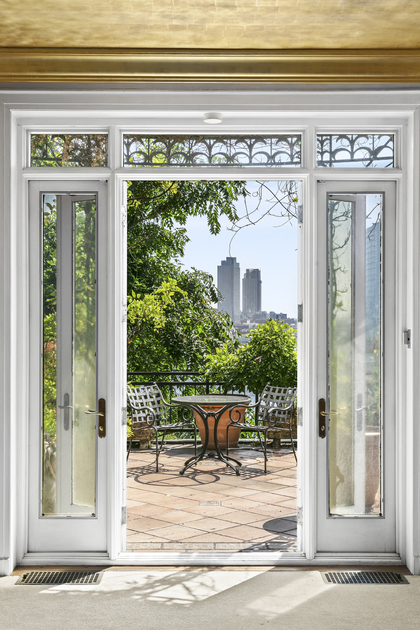 29 Beekman Place Manhattan, NY 10022 - Photo 5 of 21