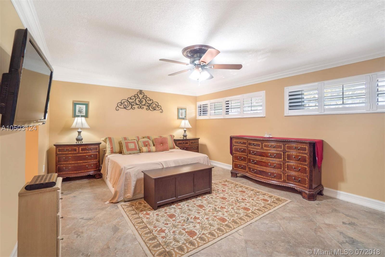 8140 Southwest 87th Terrace, Unit 8140 Miami, FL 33143 - Photo 13 of 21