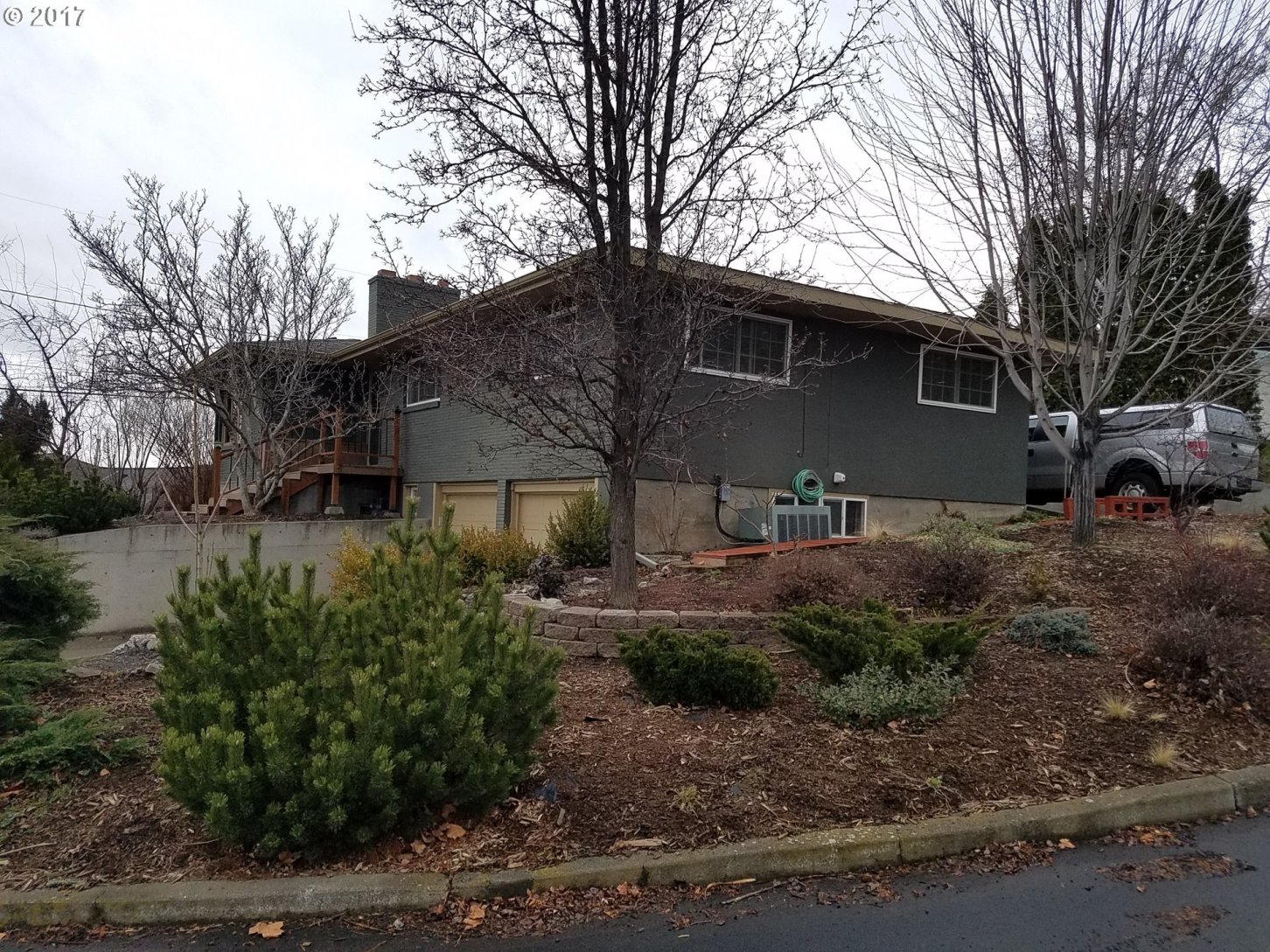 811 Northwest 12th Street Pendleton, OR 97801 - Photo 3 of 30 Gallery Image 3