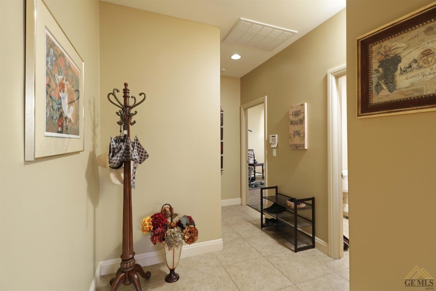 13409 Michaelangelo Drive Bakersfield, CA 93314 - Photo 16 of 40