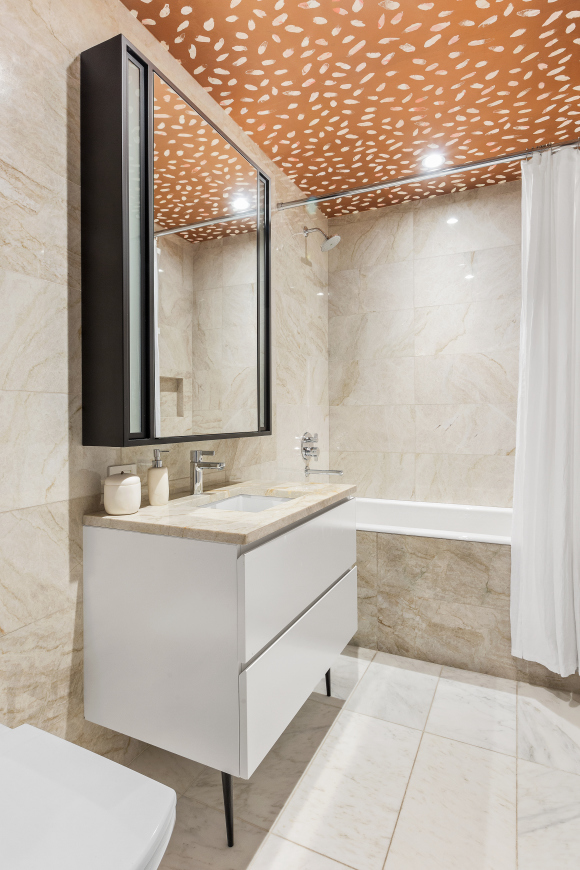 11 Beach Street, Unit 5B Manhattan, NY 10013 - Photo 9 of 10