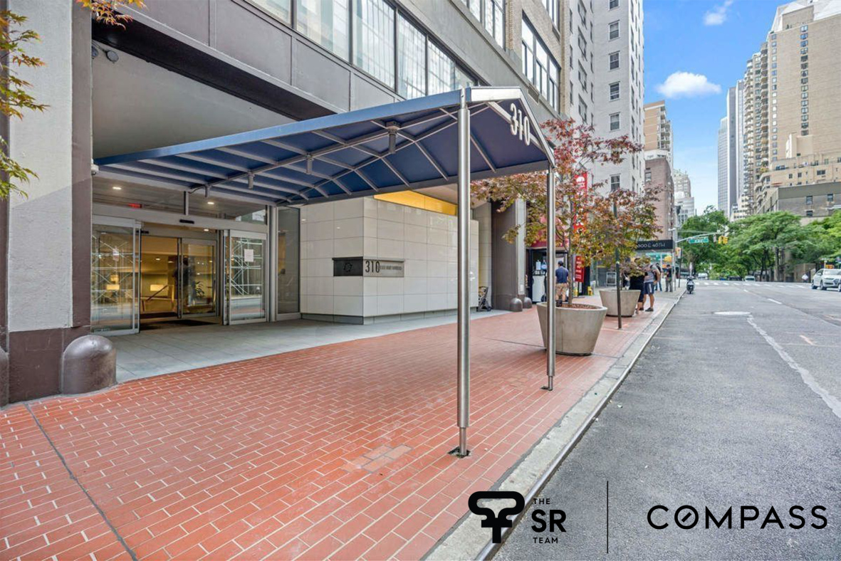 310 East 46th Street, Unit 17W Manhattan, NY 10017 - Photo 11 of 12