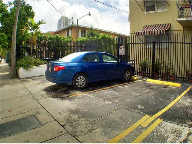 444 Southwest 4th Street, Unit 404 Miami, FL 33130 - Photo 16 of 16