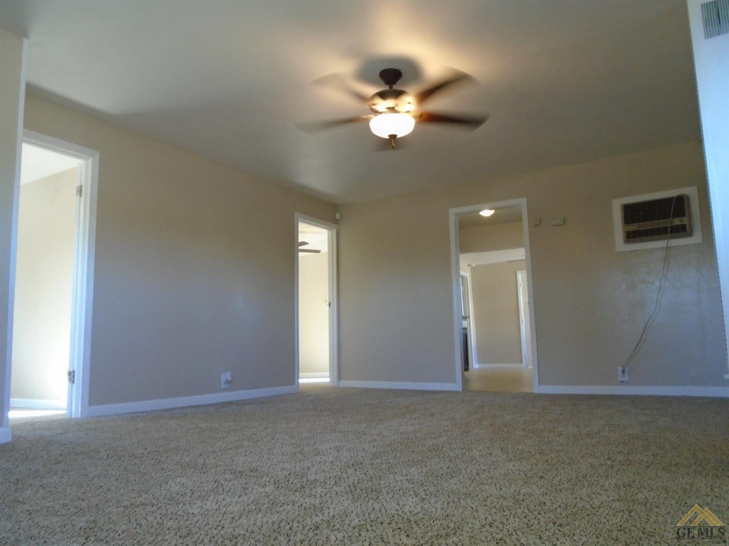 400 Decatur Street Bakersfield, CA 93308 - Photo 7 of 39 Gallery Image 7