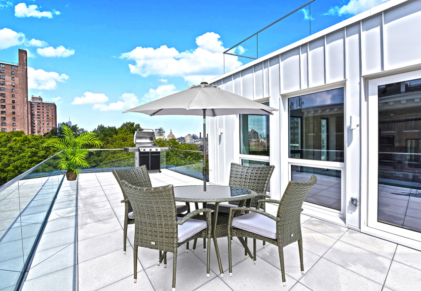 312 Broadway, Unit 5A Brooklyn, NY 11211 - Photo 3 of 9