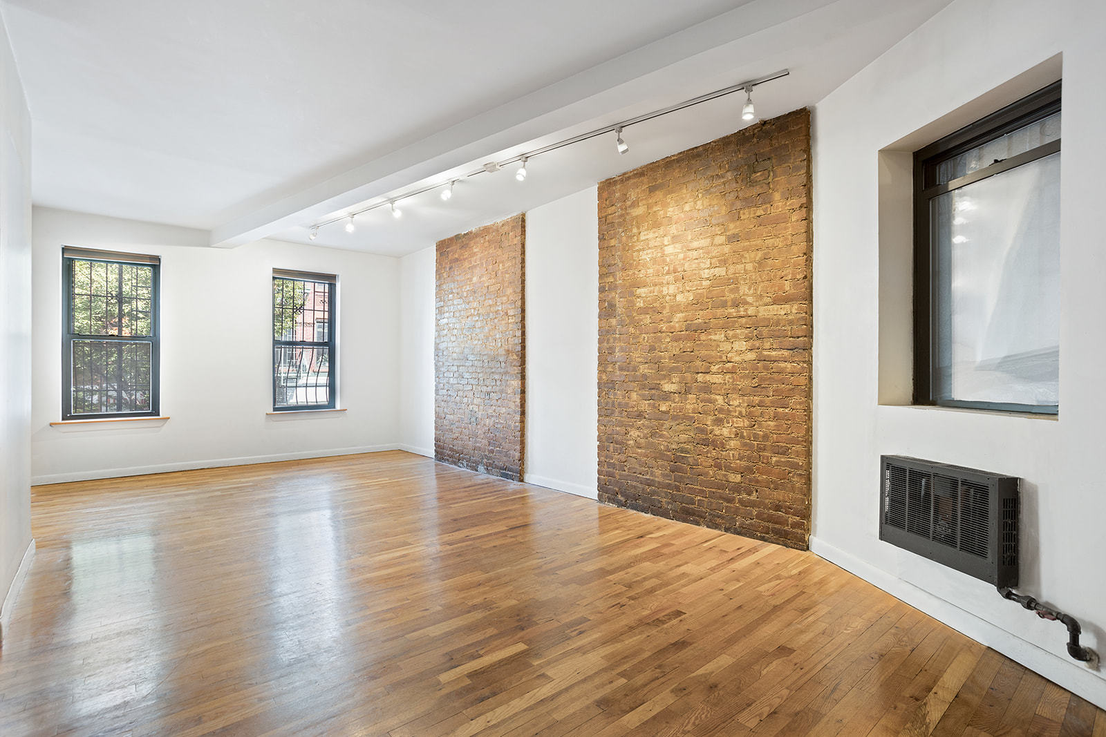 85 Stanton Street, Unit 2A Manhattan, NY 10002 - Photo 2 of 7