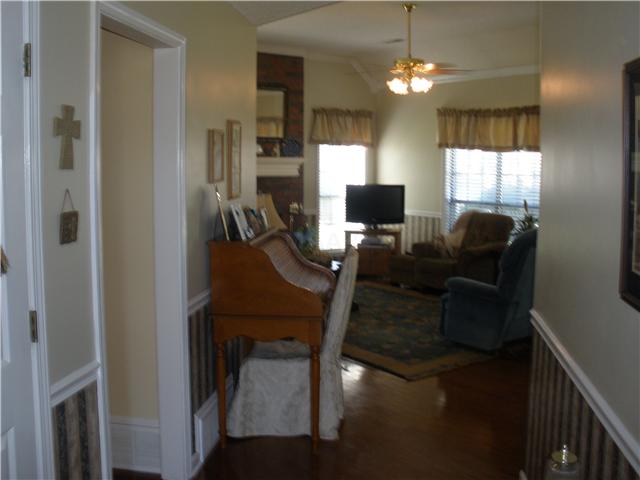 6980 Andrews Road Bartlett, TN 38135 - Photo 2 of 12 Open entryway from front door