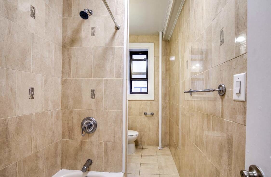 1035 Washington Avenue, Unit 3H Brooklyn, NY 11225 - Photo 4 of 7