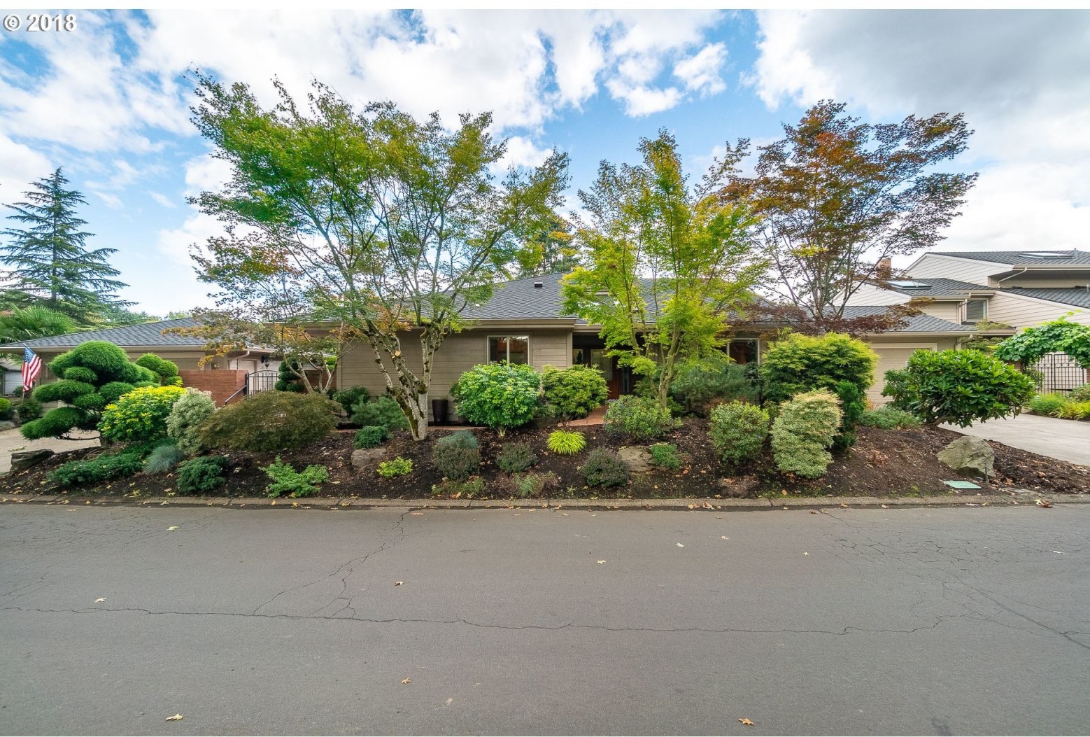 31426 Southwest Old Farm Road Wilsonville, OR 97070 - Photo 3 of 31 Gallery Image 3