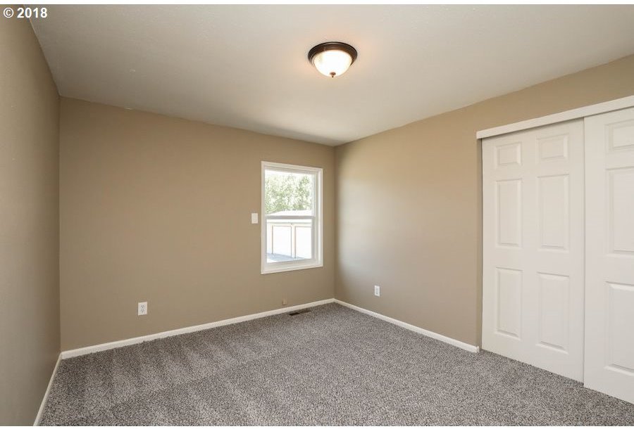 4638 Pleasant Hill Road Kelso, WA 98626 - Photo 3 of 22