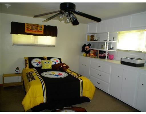 2741 Highway 982 Mount Pleasant, PA 15666 - Photo 6 of 18