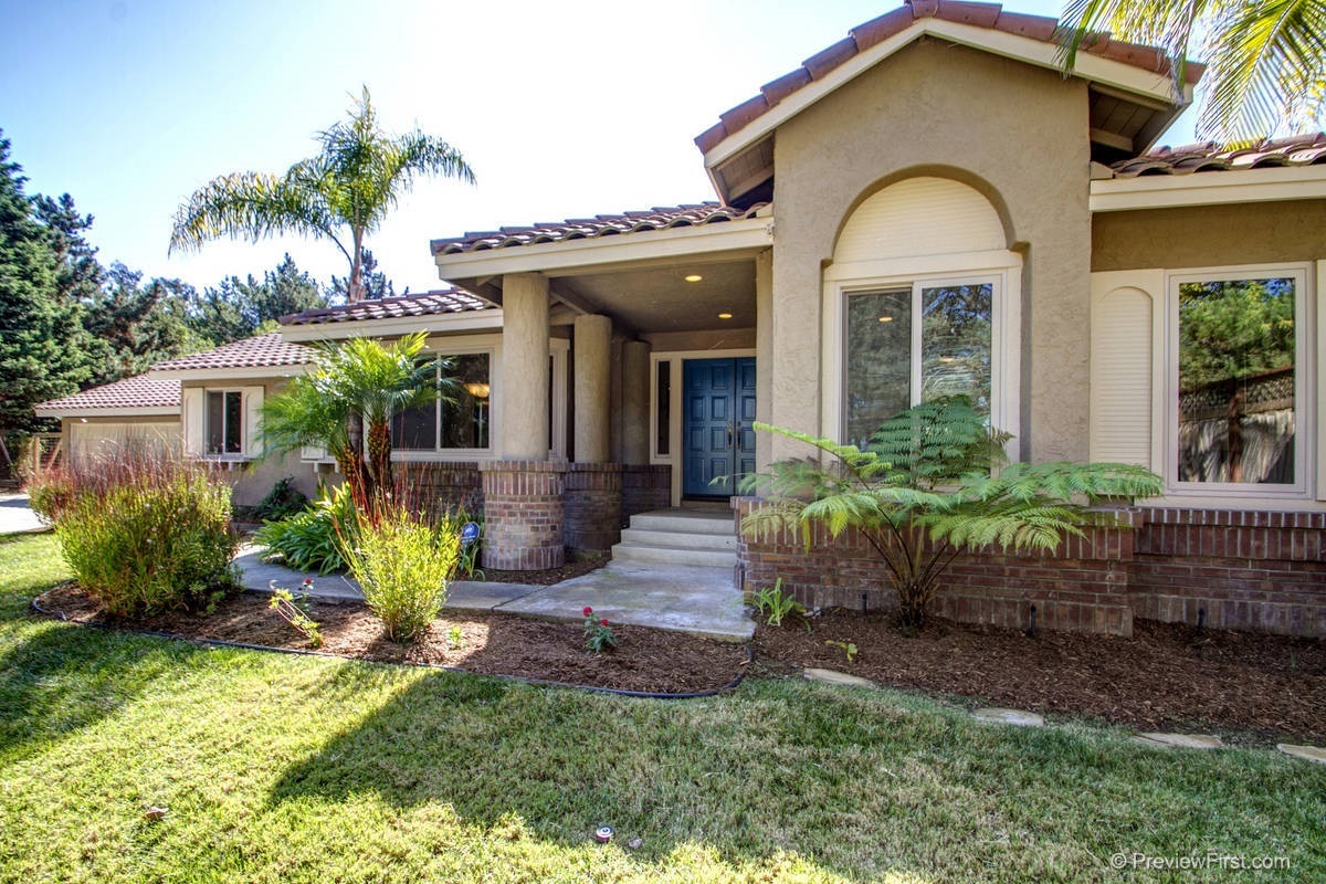 13414 Racetrack View Court Del Mar, CA 92014 - Photo 11 of 16