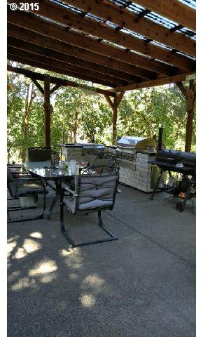 1227 Old Town Loop Road Oakland, OR 97462 - Photo 15 of 16 Gallery Image 15