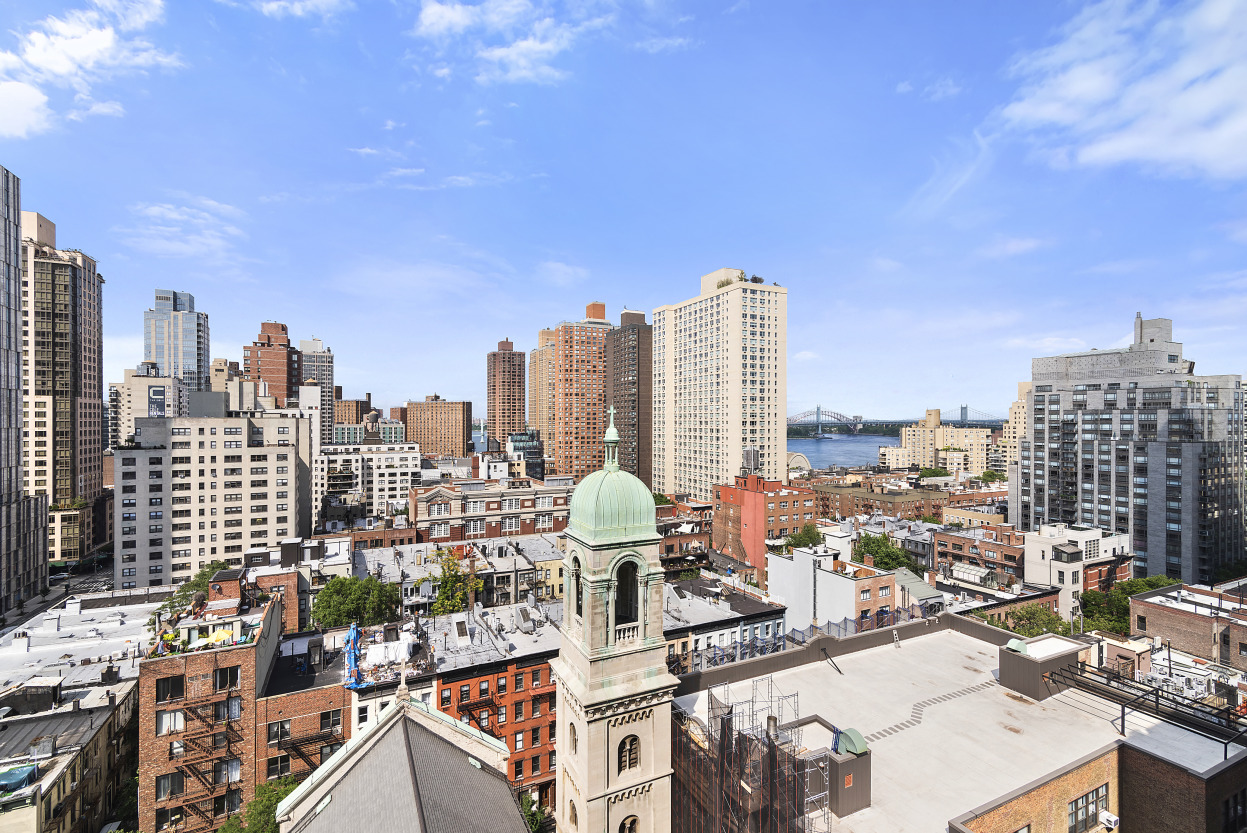 401 East 86th Street, Unit 17A Manhattan, NY 10028 - Photo 2 of 6