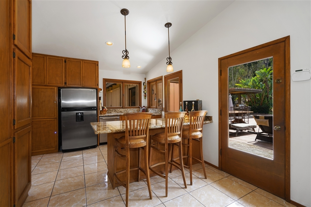 9151 Mt Israel Road Escondido, CA 92029 - Photo 10 of 25 Gallery Image 10