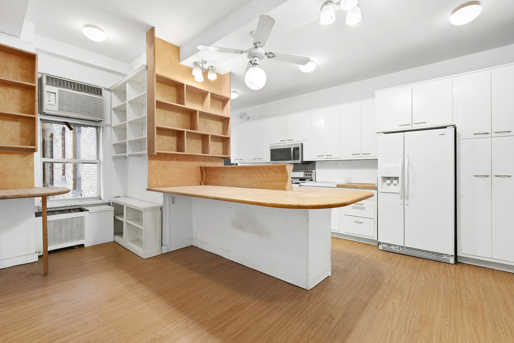 125 East 72nd Street, Unit 7D Manhattan, NY 10021 - Photo 5 of 21
