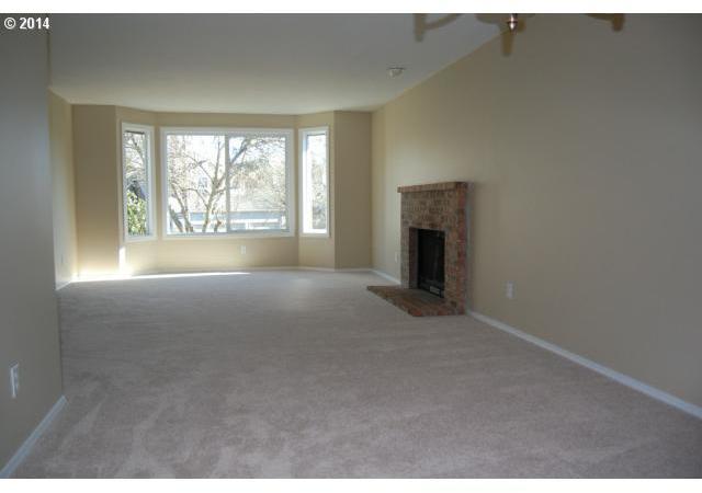 16760 Southwest Hargis Road Beaverton, OR 97007 - Photo 2 of 10 Gallery Image 2